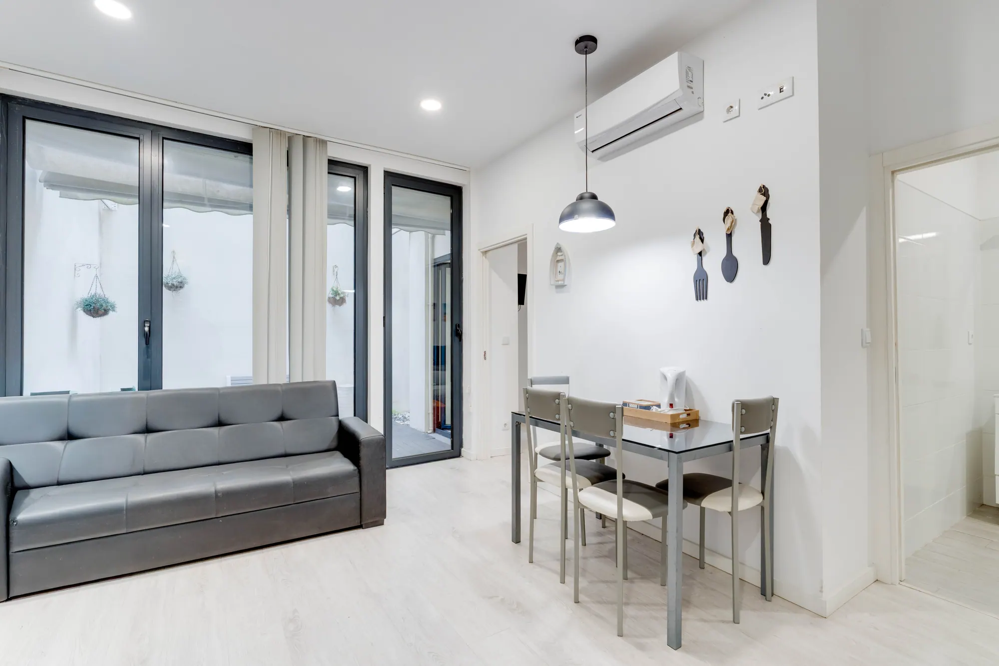 Espaço interior ou exterior de imóvel fotografado, imagem 3