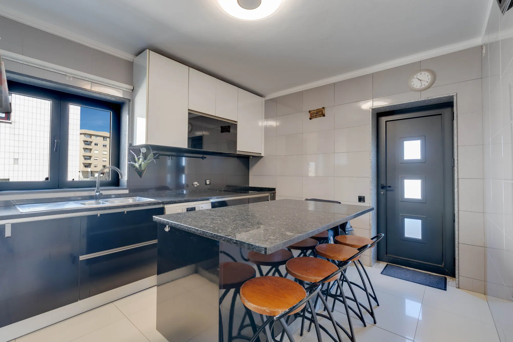 Espaço interior ou exterior de imóvel fotografado, imagem 26